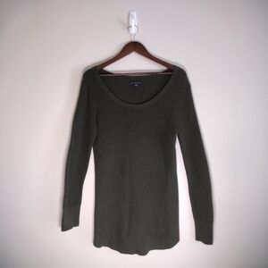 🌿 American Eagle Green Women's Sweater